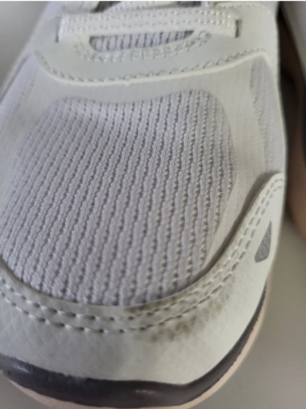 Skechers Women's Size 7 White Gray Pink Sneakers Flex Appeal 5.0 Retro Rush - Picture 9 of 15